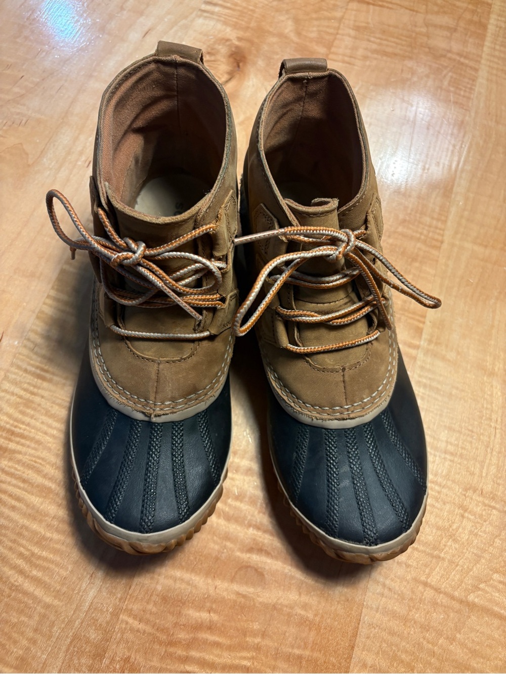Sorel Women’s Out’n About Classic Waterproof Lace-Up Duck Boots